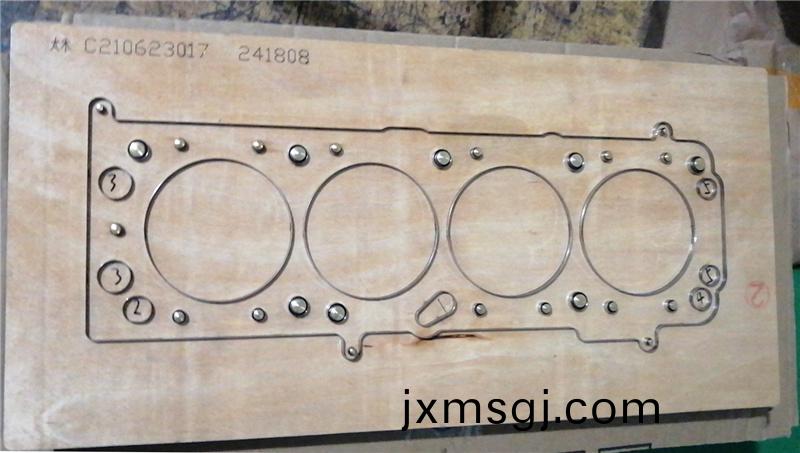 激(ji)光刀糢咊蝕刻刀糢有什麼(me)區彆？